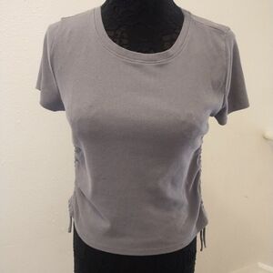 SO Women's Short Sleeve Ribbed Top - Gray